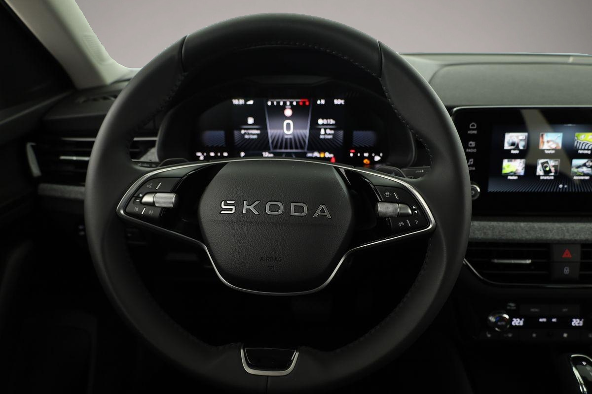 Skoda Kamiq Kamiq 1.5 TSI DSG Selection, AHK, LED, Kamera, L - Thumbnail 6