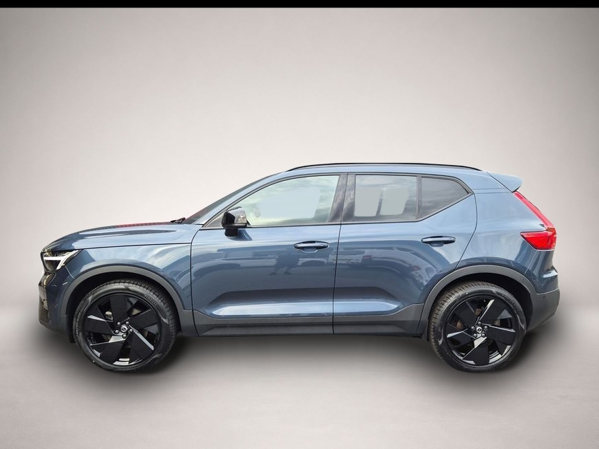 Volvo XC40 XC40 B3 B DKG Plus Black Edition STDHZ*ALARM - Thumbnail 4