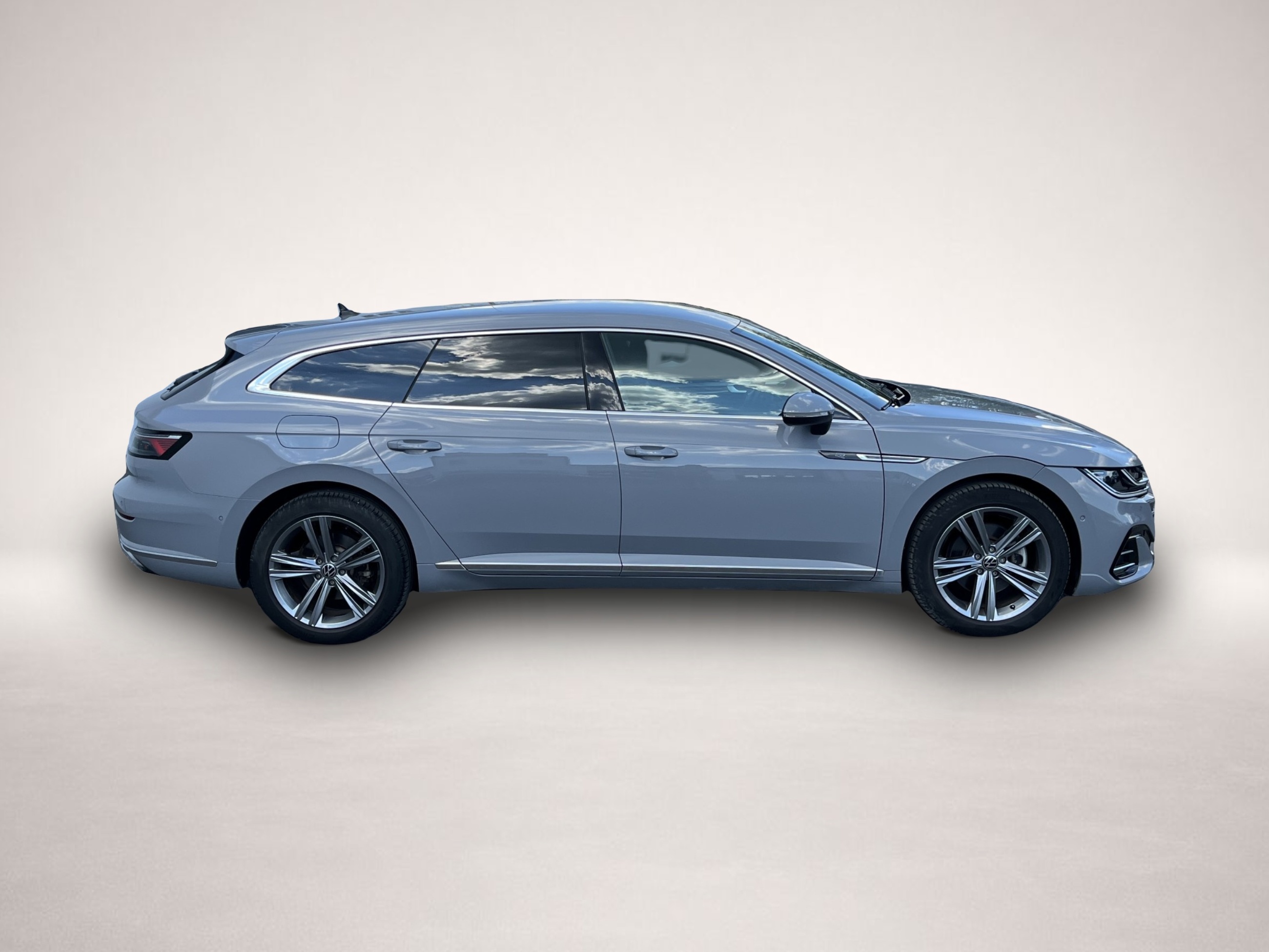 Fotografie 4 des Volkswagen Arteon 1.4 TSI e-Hybrid Shooting Brake R-Line Na