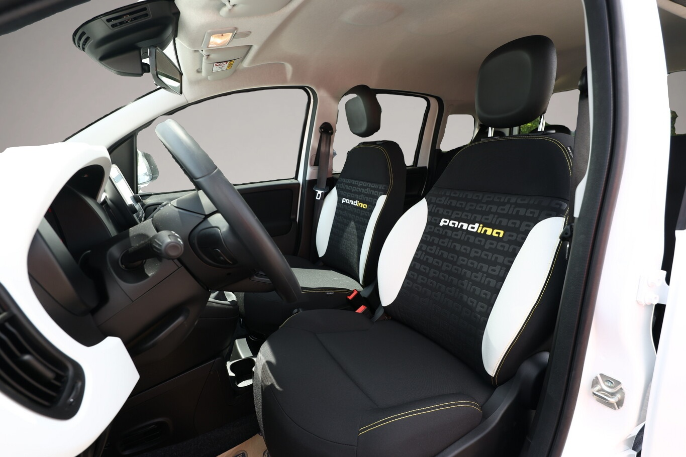 Bild 5 Fiat Panda Cross 5S PDC CarP/AndroidA PrivG 15Z NSW
