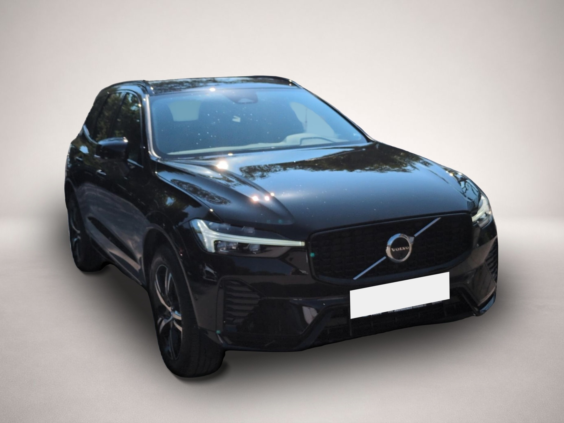 Fotografie 4 des Volvo XC60 B4 (Benzin) R-Design 2WDm Automatik Bluetoo