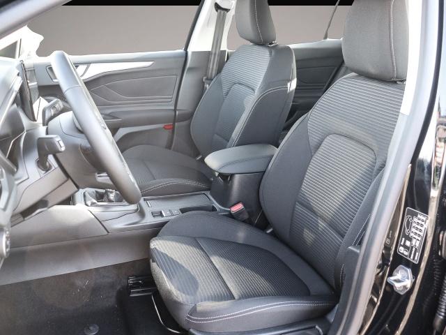 Bild 6 Ford Focus Titanium 125PS FAP Winter Parking