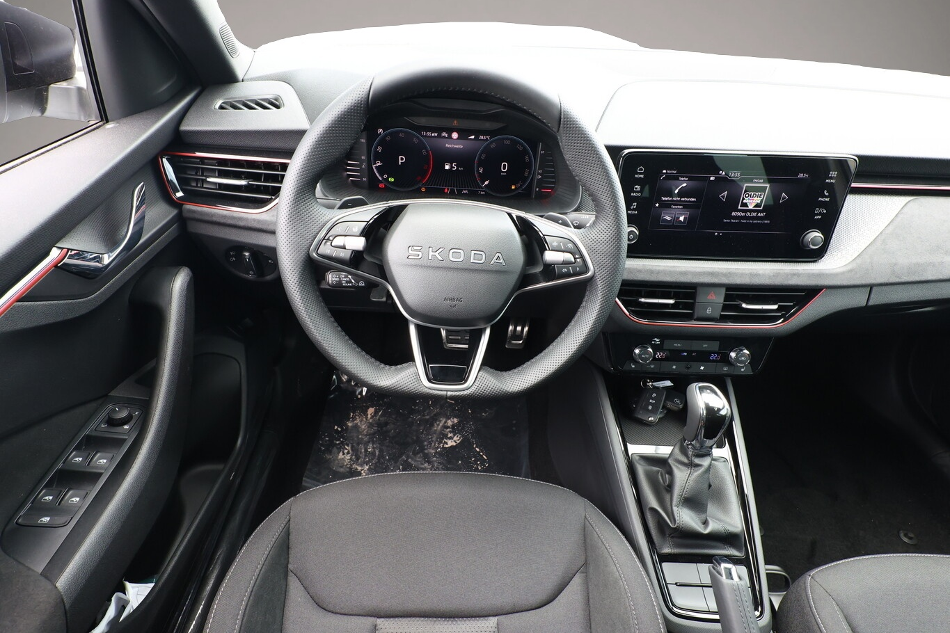 Bild 6 Skoda Scala DSG Dynamic Pano ACC SideA Kam Kessy SHZ
