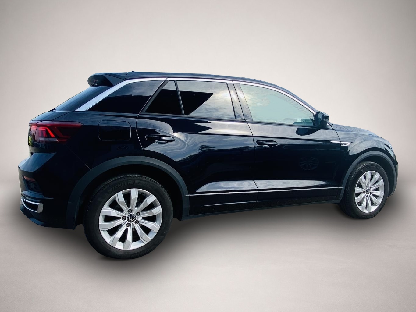 Bild 5 Volkswagen T-Roc 1.5 TSI DSG R-LINE LED+NAVI+DAB+SHZ+PDC+BL