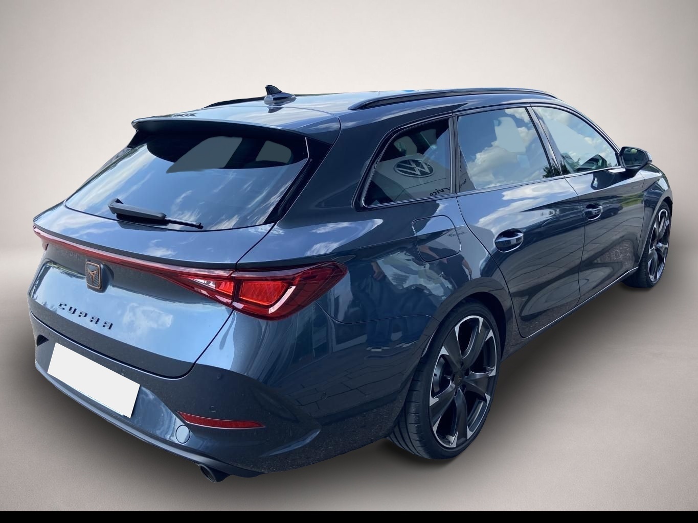 Bild 4 Cupra Leon 2.0 TSI DSG SP VZ 19° AHK+SAFE-DRIVING-XL+