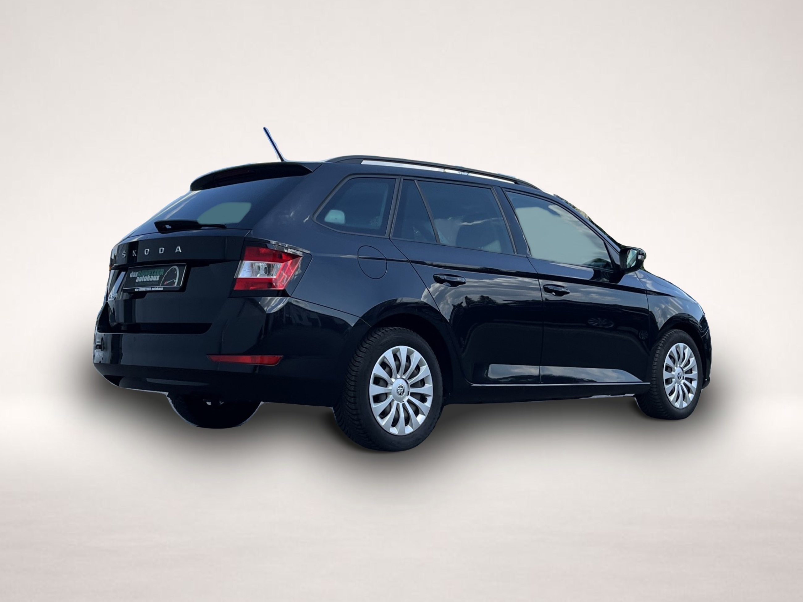 Bild 5 Skoda Fabia Combi 1.0 TSI Ambition Navi PDC SHZ DAB FL