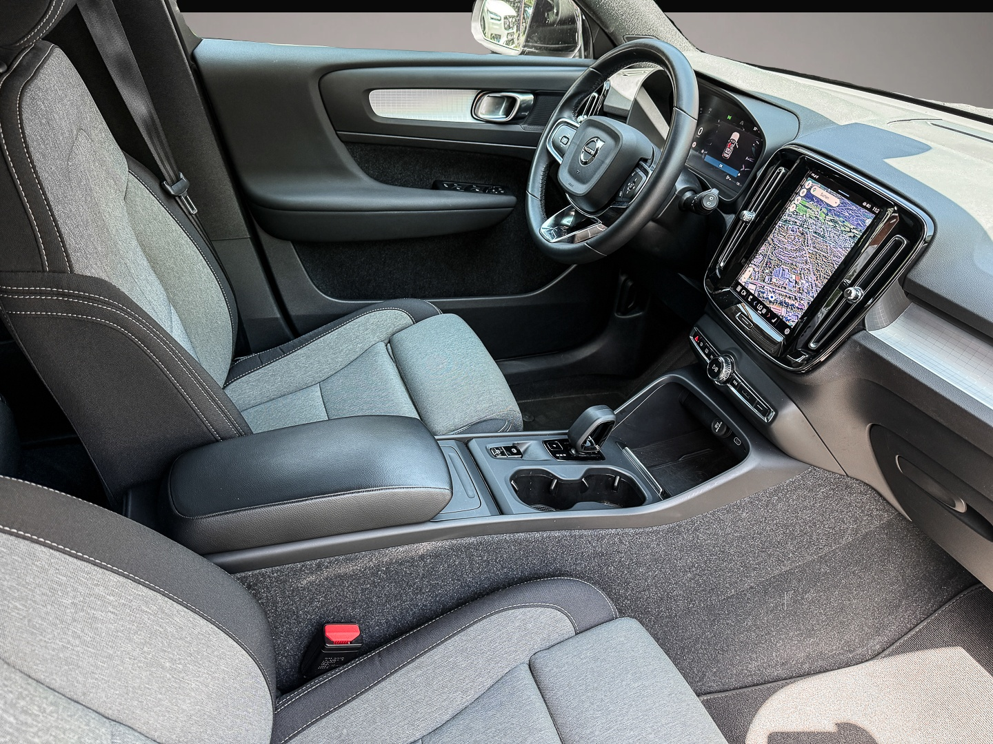 Bild 3 Volvo XC40 Core 2WD Digitales Cockpit Soundsystem Sper