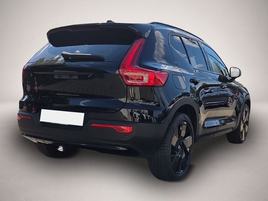 Fotografie 4 des Volvo XC40 B3 B DKG Ultra Black Edition