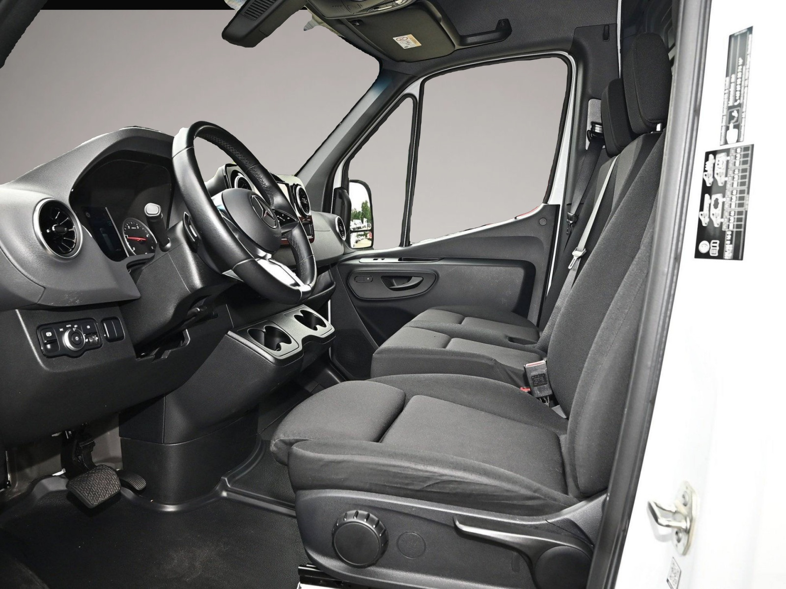 Bild 5 Mercedes-Benz Sprinter