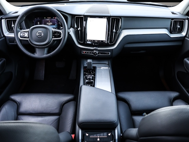 Bild 4 Volvo XC60 EU6d Ultimate Dark AWD B4 Diesel StandHZG E
