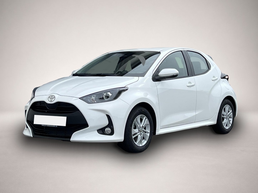 Fotografie Toyota Yaris Active 1,5 CVT Hybrid 85kW Winterpaket
