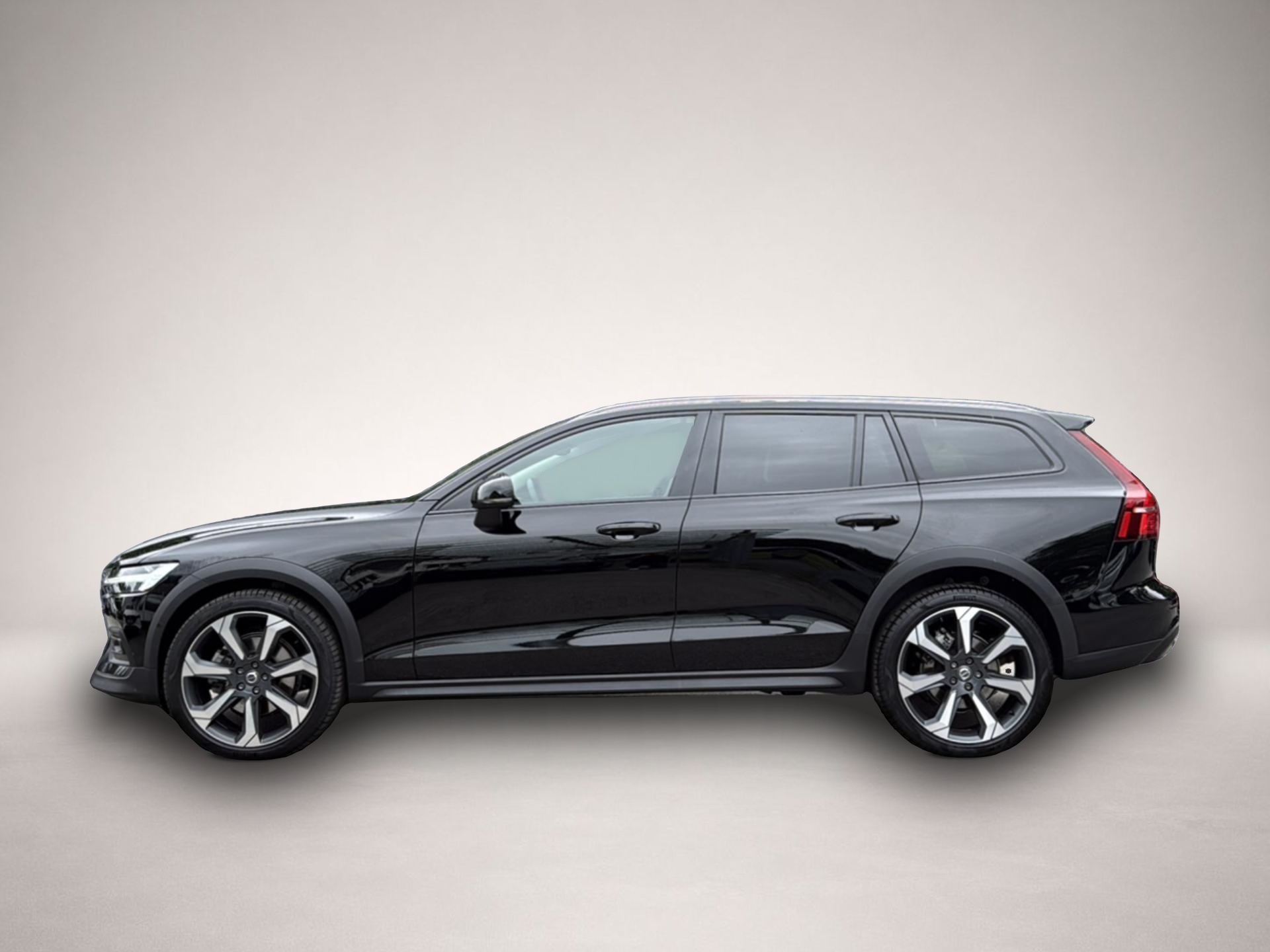 Bild 6 Volvo V60 Cross Country B4 (Diesel) Plus AWD Automatik