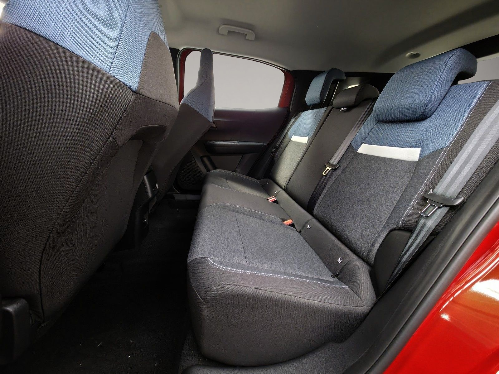 Bild 5 Opel Frontera 1,2T MHEV Navi Kamera viel Sicherheit..