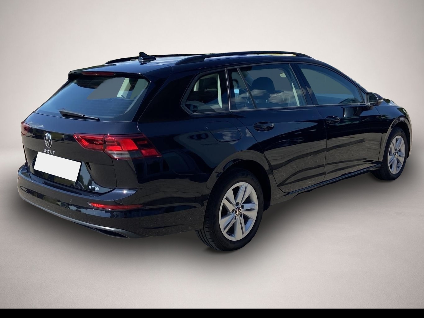 Fotografie 5 des Volkswagen Golf Variant 1.5 TSI DSG LIFE APP-CONNECT+ACTIVE