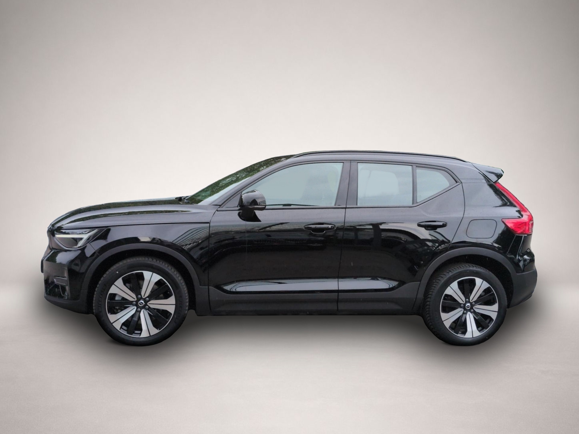 Bild 6 Volvo XC40 Recharge Core Pure Electric 2WD Automatik L