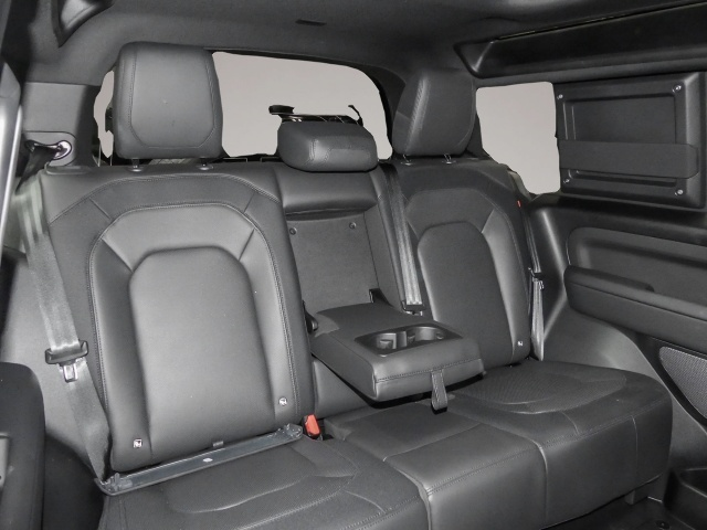 Bild 5 Land Rover Defender 90 X-Dynamic SE D250 Luftfederung AD Ni