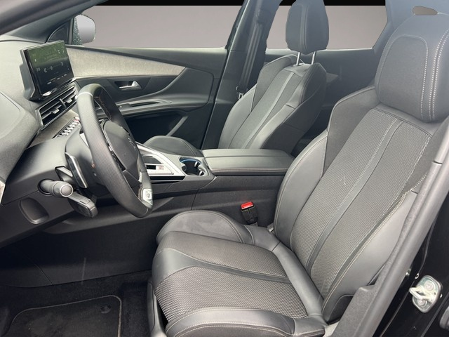 Bild 7 Peugeot 3008 GT 1.2 EU6d Navi Digitales Cockpit LED ACC