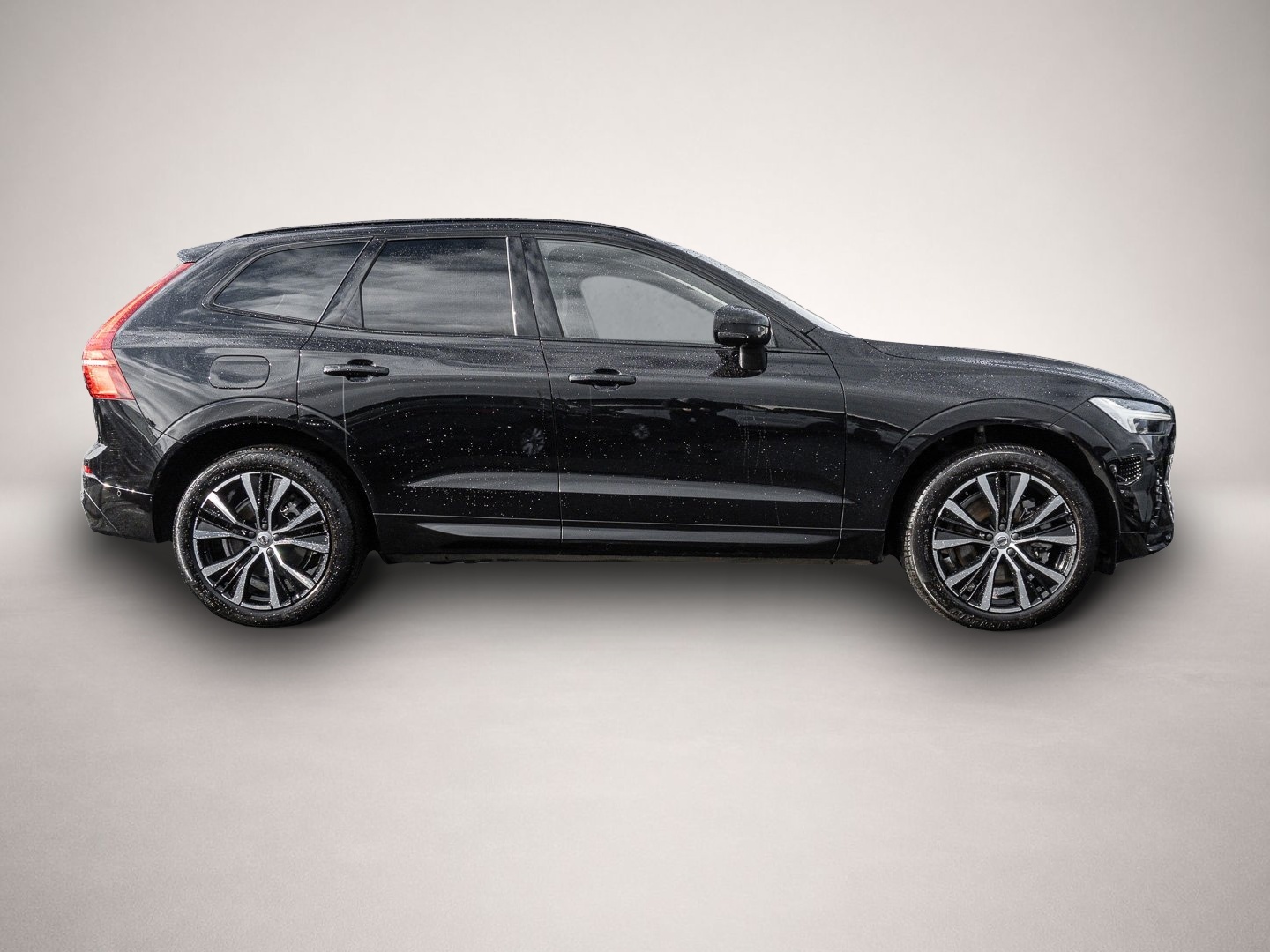 Bild 4 Volvo XC60 B4 AWD Plus Dark Plus Dark AWD