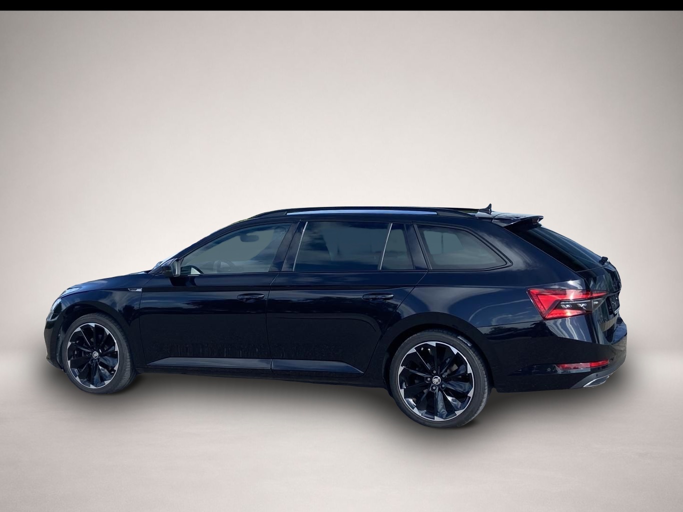 Bild 3 Skoda Superb Combi iV 1.4 TSI DSG Sportline STANDHEIZU