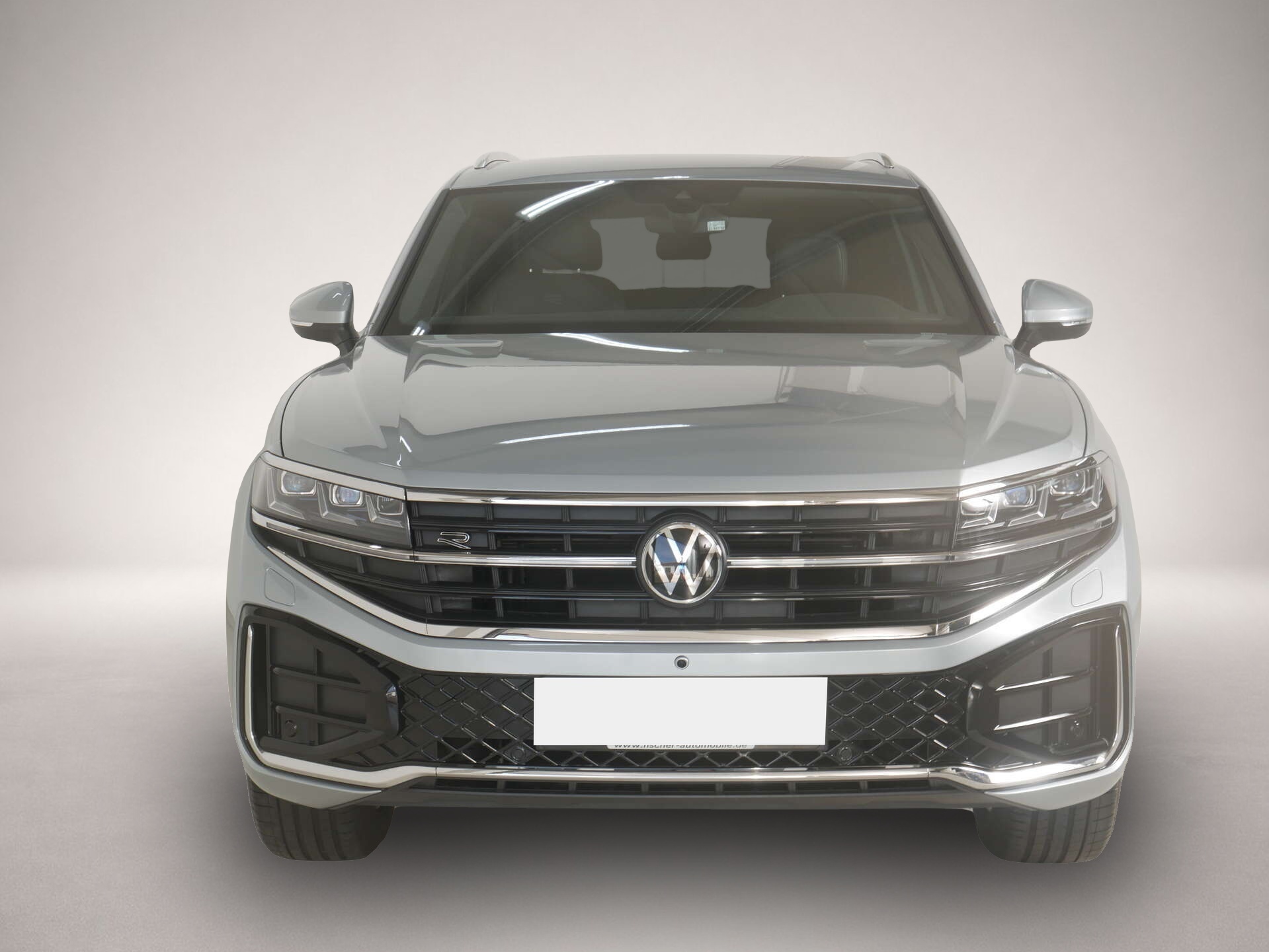 Bild 2 Volkswagen Touareg 3.0 TDI V6 4Motion R-Line
