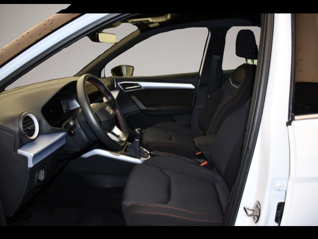 Bild 3 Seat Arona 1.0 TSI FR Rückfahrkam/LED/Navi