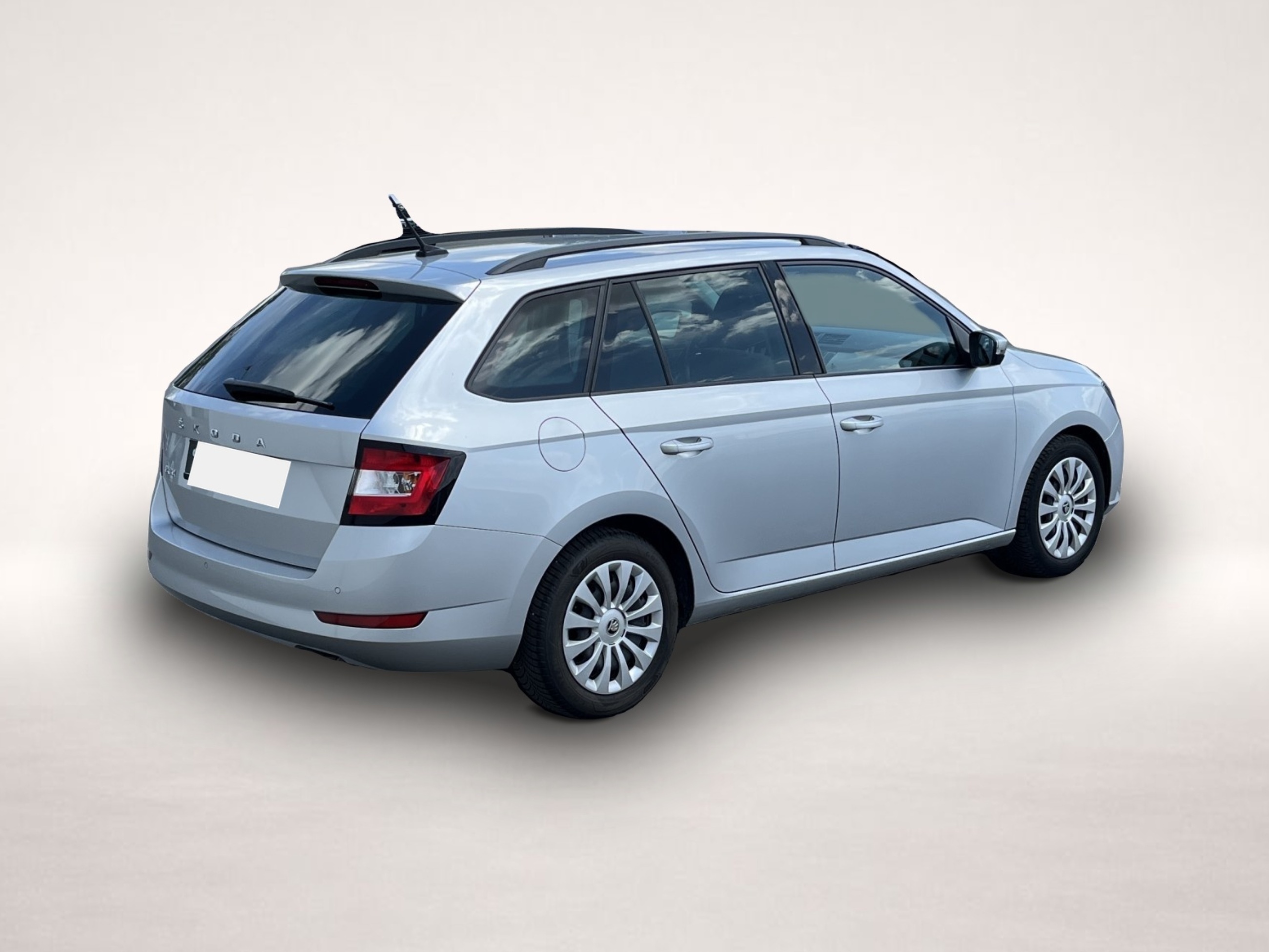 Bild 6 Skoda Fabia Combi 1.0 TSI Ambition 100¤ m.20% Anz. SHZ