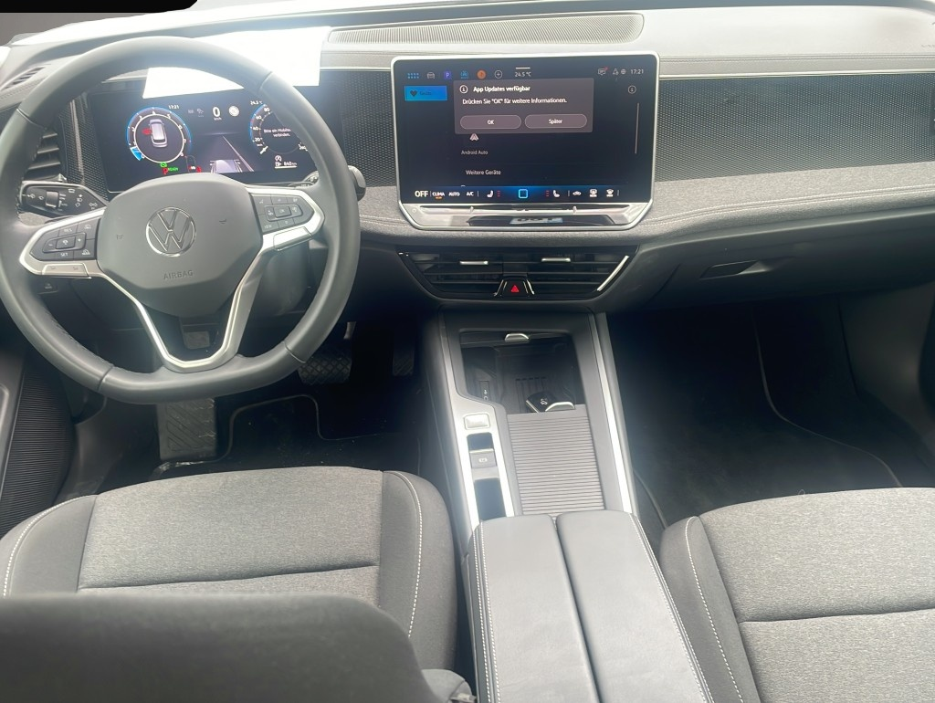 Fotografie 3 des Volkswagen Passat Variant 1.5 eTSI mHEV DSG*KeyGo*LED*ACC*
