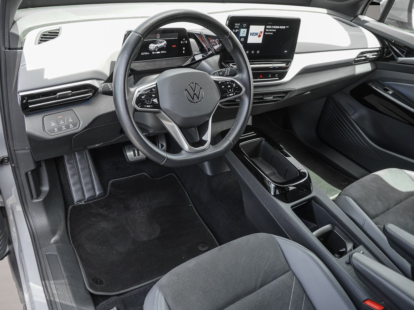 Bild 7 Volkswagen ID.4 Pro Performance AHK ALU PDC