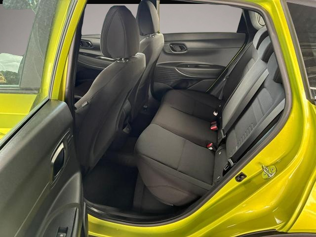 Fotografie 5 des Hyundai BAYON Blackline 6MT / PDC m. Kamera / Sitz & Lenkr.He.