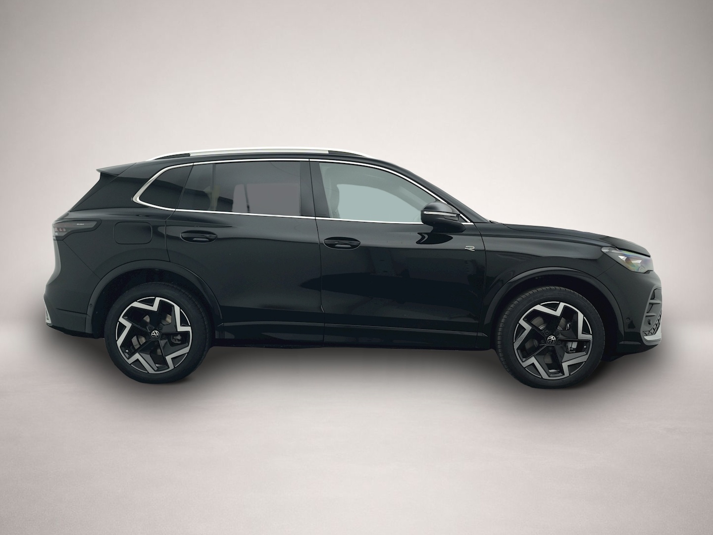 Fotografie des Volkswagen Tiguan 2.0 TDI DSG R-Line ANSCHLUSSGAR 3-J ALU 1