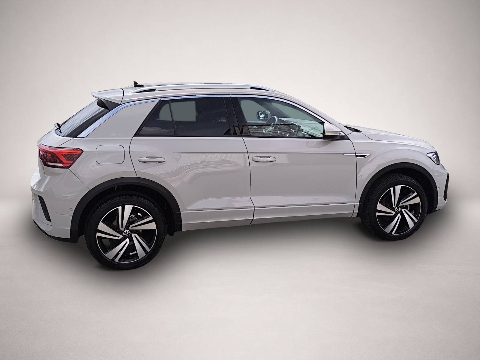 Bild 8 Volkswagen T-Roc 1.5 TSI DSG R-Line LED RFK PARK-ASSIST