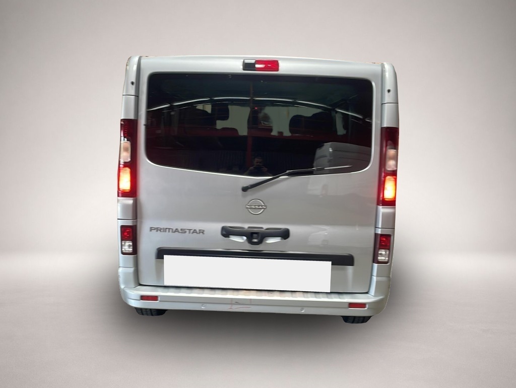 Fotografie des Nissan Primastar 2.0 DCI L2H1 3,0t Tekna*9 Sitze*LED