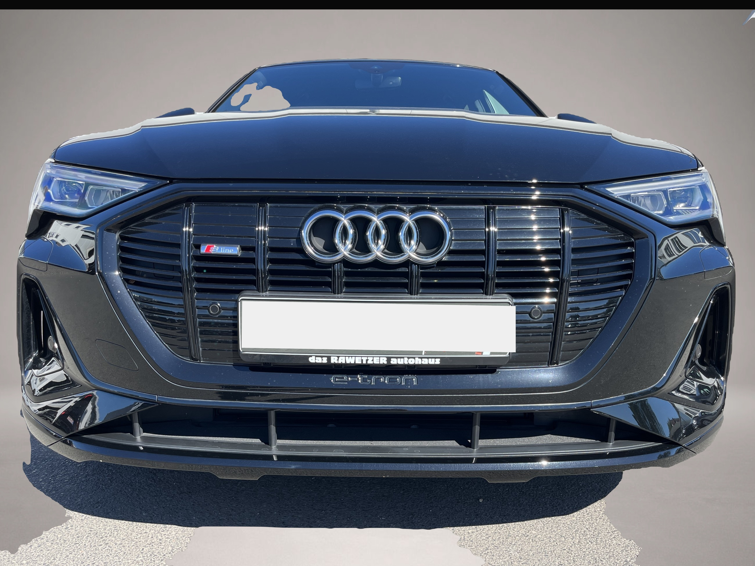 Fotografie 3 des Audi e-tron 55 S line Navi LED RFK SHZ el.Klappe DAB