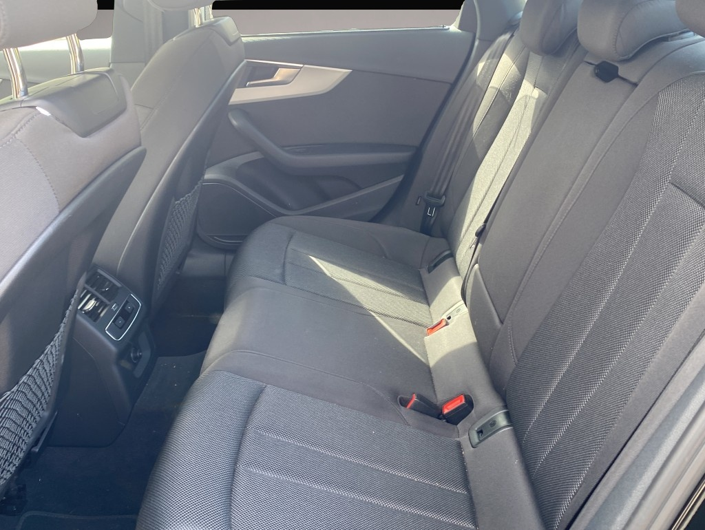 Bild 6 Audi A4 40 TFSI S line S Tronic*KeyGo*Navi+*Kamera