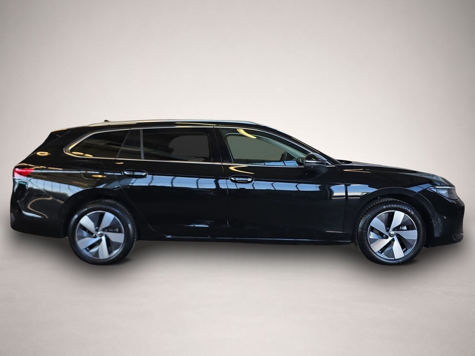 Bild 6 Volkswagen Passat Variant 1.5 eTSI DSG Business *LED*AHK*Ka