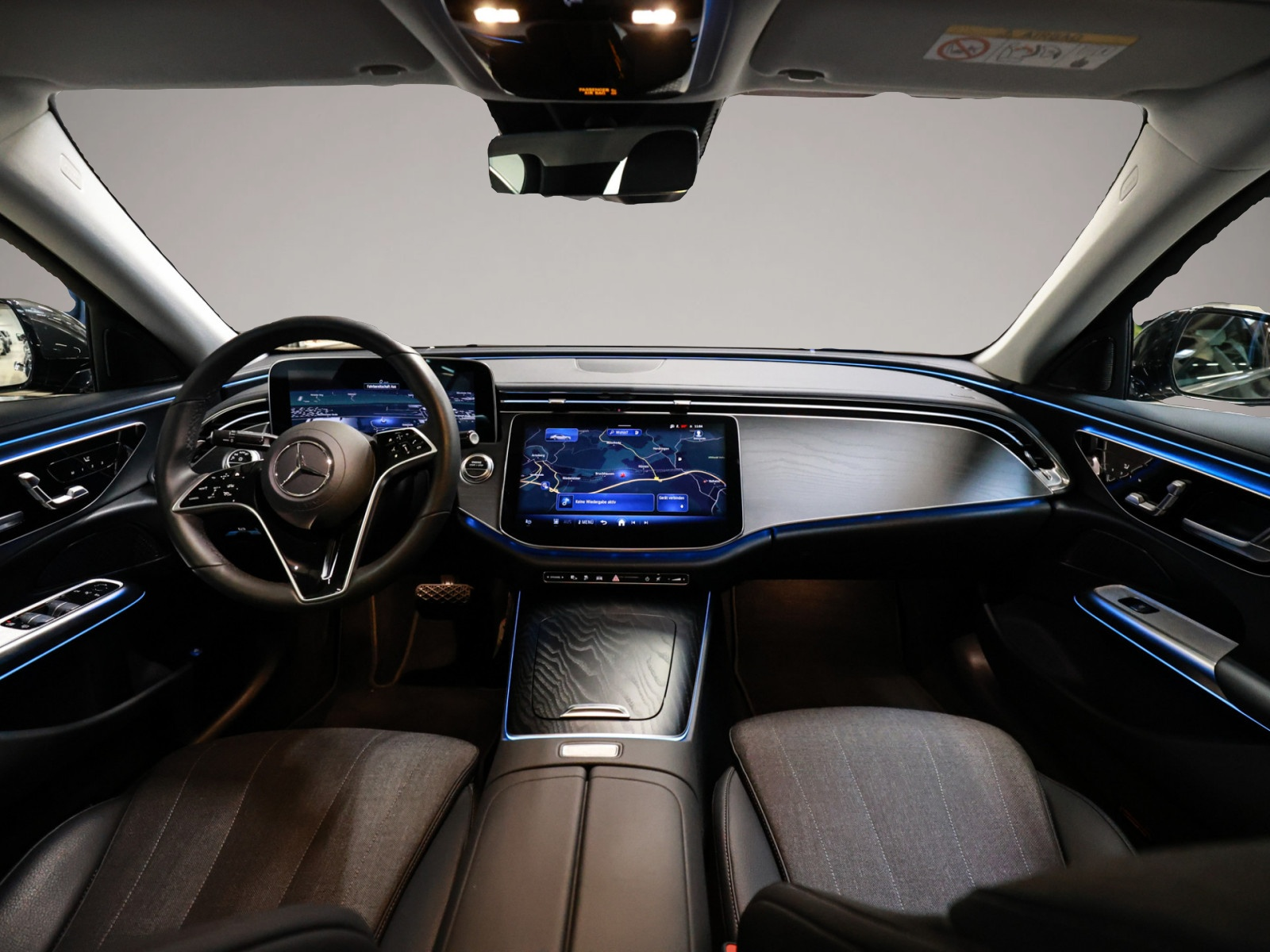 Bild 5 Mercedes-Benz E 300