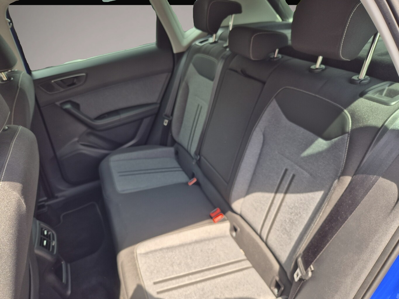 Bild 8 Seat Ateca 2.0 TDI 115 Style LED SHZ Kam MFL PDC