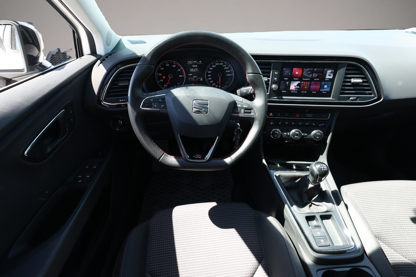 Bild 6 Seat Leon ST 1.4 TSI 150 FR Pano LED Nav PDC LM18Z