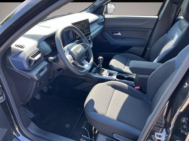 Bild 3 Dacia Bigster Expression LKHZ+SHZ+RFK TCe 140 Expression LKHZ.