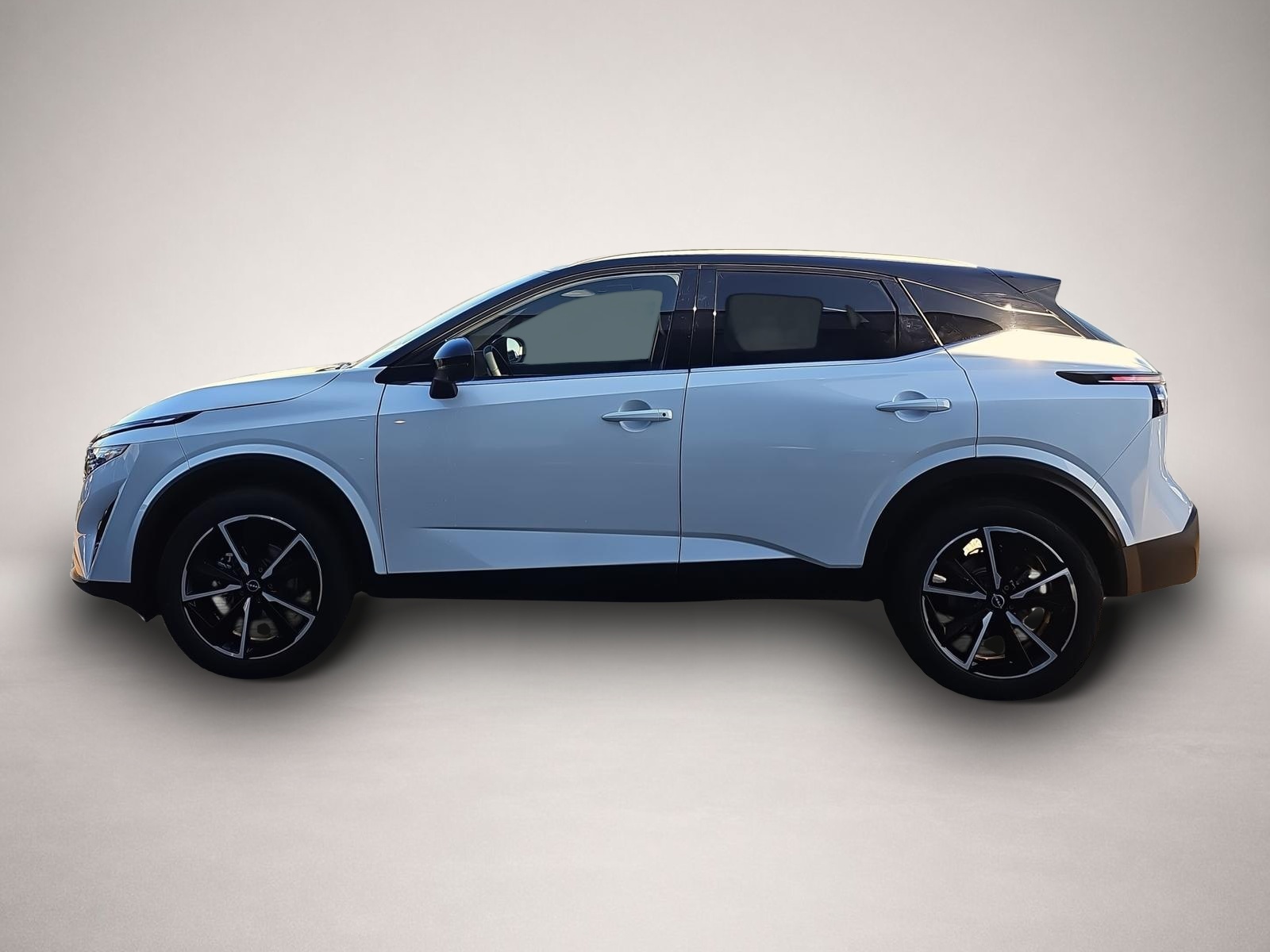 Bild 4 Nissan Qashqai 1.3 DIG-T X-Tronic Tekna Winterpaket