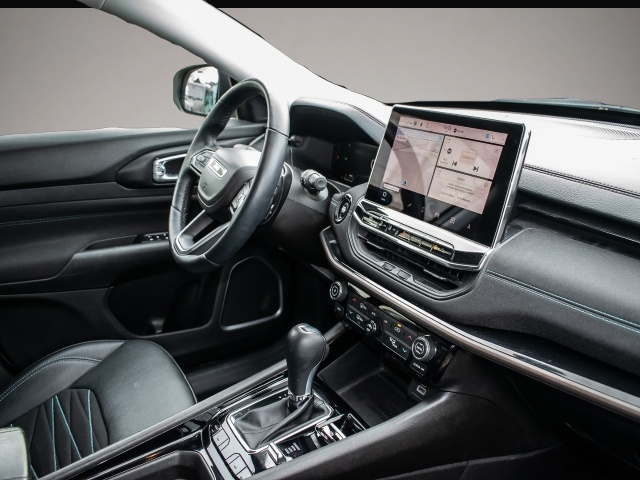 Fotografie des Jeep Compass Upland Plug-In Hybrid 4WD LED ACC Apple