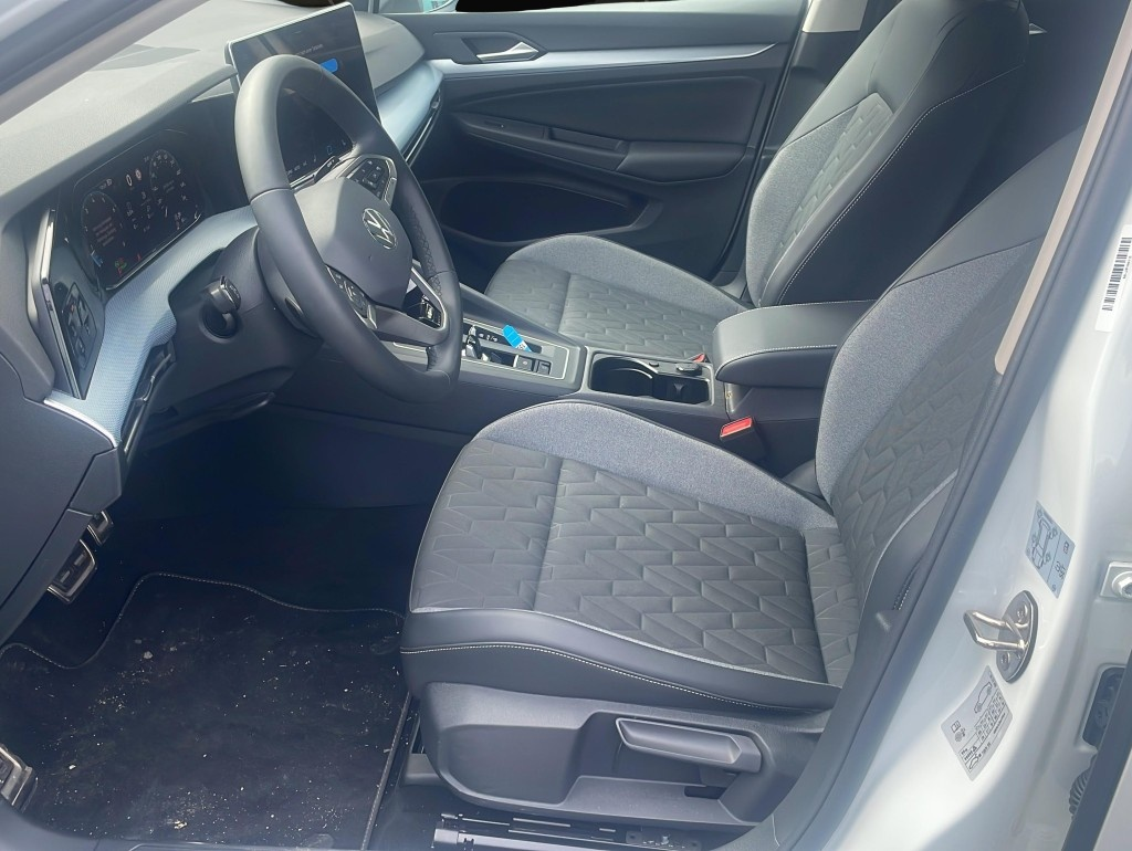 Bild 3 Volkswagen Golf 1.5 eTSI DSG mHEVGoal*RearView*DAB*ACC