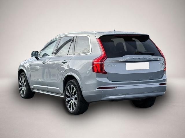 Bild 2 Volvo XC90 B5 Benzin Core AWD 7-Sitzer Lenkradh. Pilot