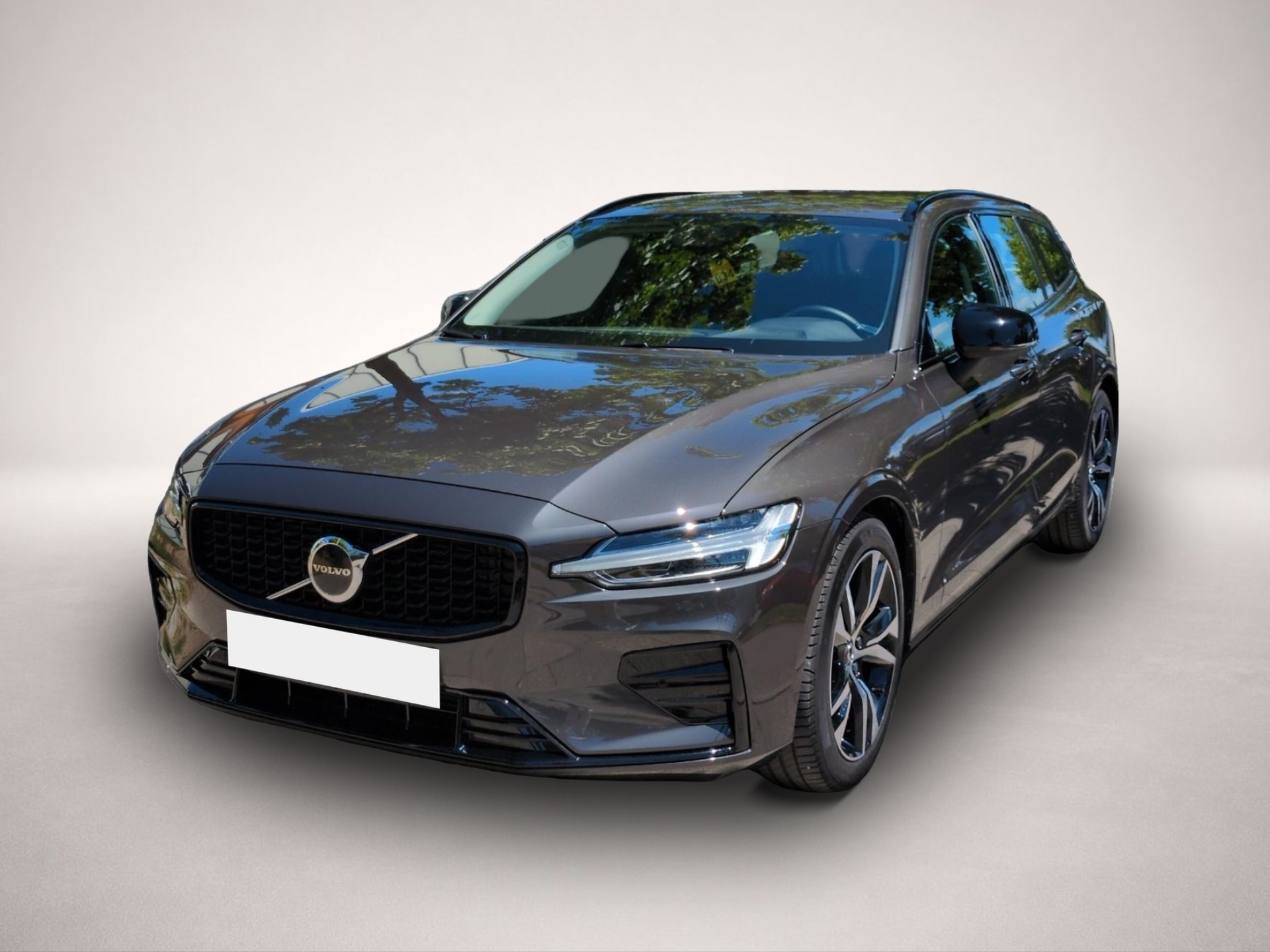 Bild 1 Volvo V60 Plus Dark