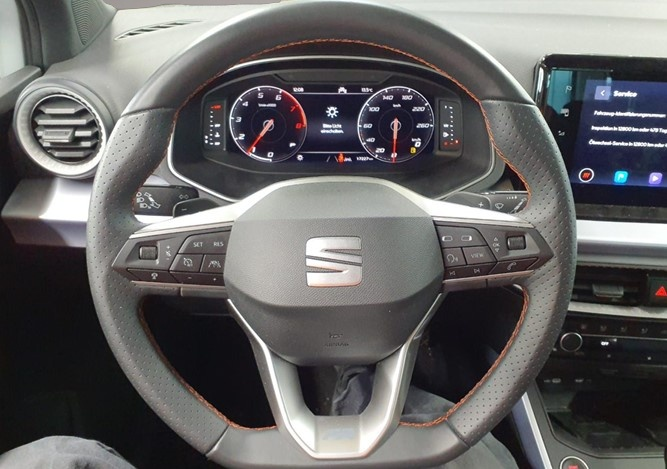 Bild 4 Seat Arona 1.0 TSI DSG FR NAVI REAR VIEW SHZ