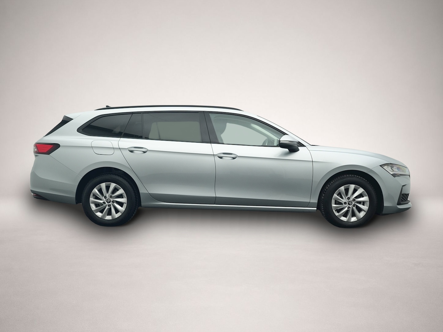 Bild 6 Skoda Superb Combi 1.5 eTSI DSG Essence LED NAVI ACC S