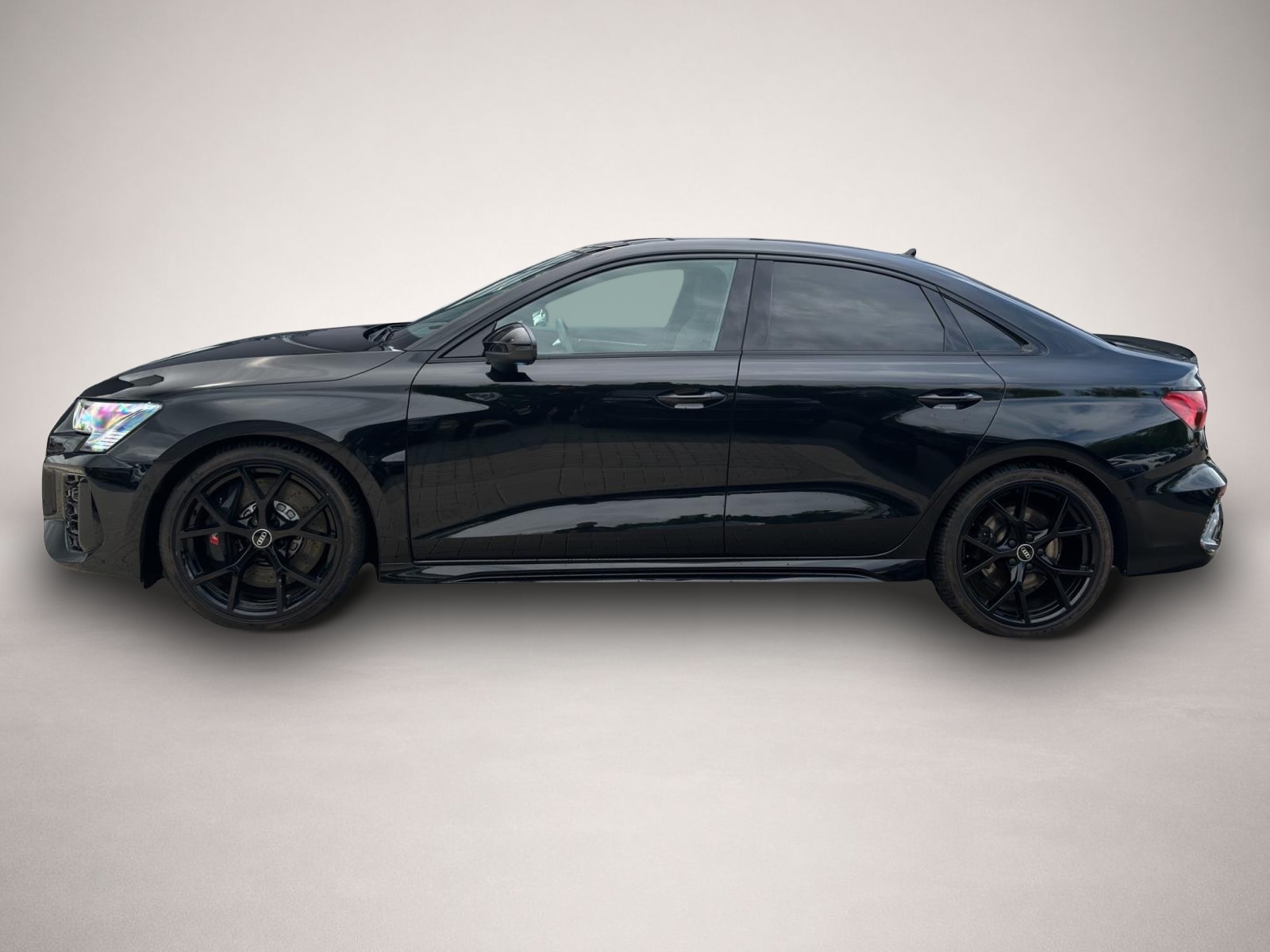 Fotografie 3 des Audi RS3 Lim 2.5 TFSI AB380EUR PANO 280 B&O SAGA REAR