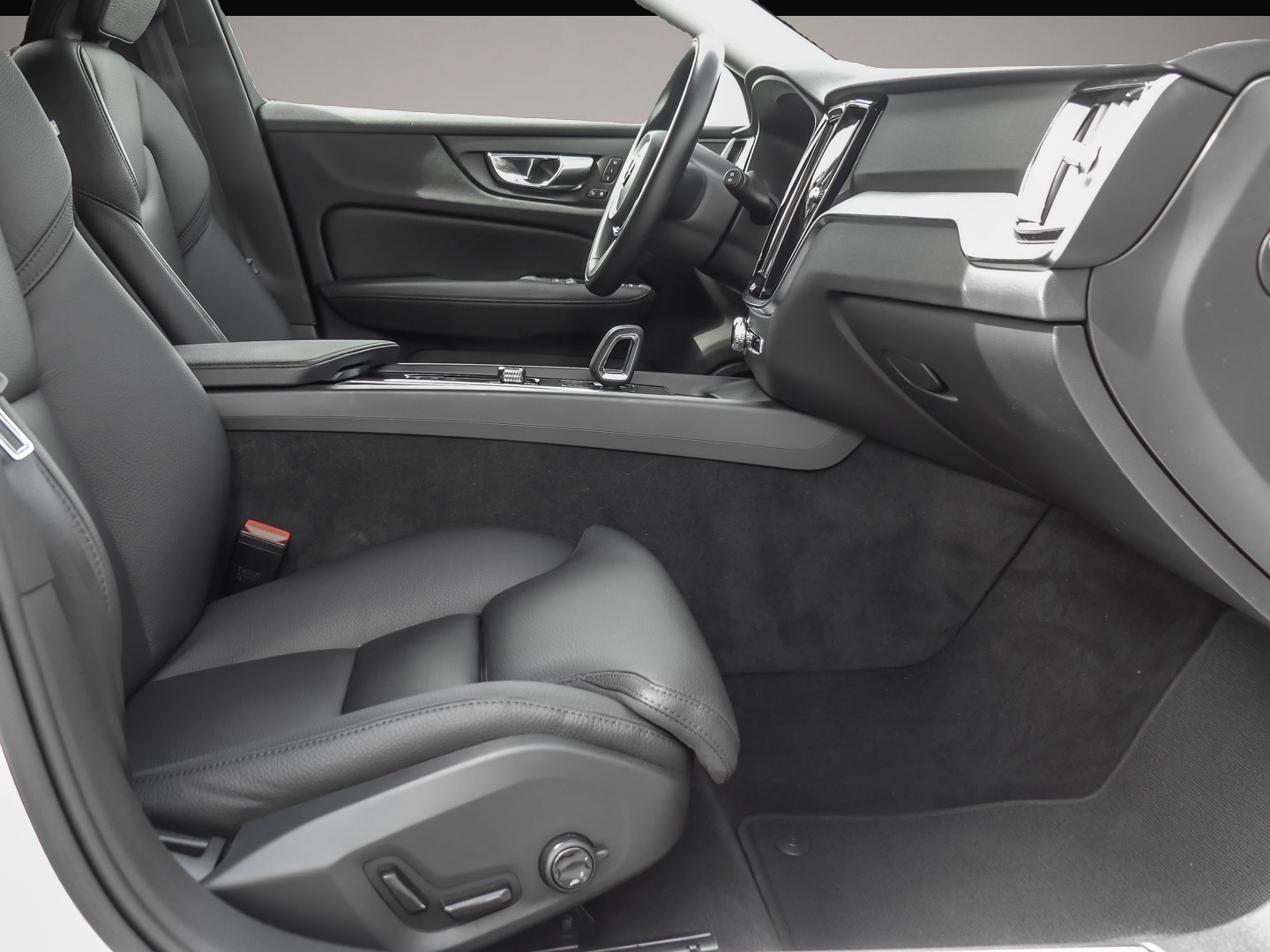 Bild 5 Volvo V60 Cross Country Cross Country Pro AWD B4 Diese