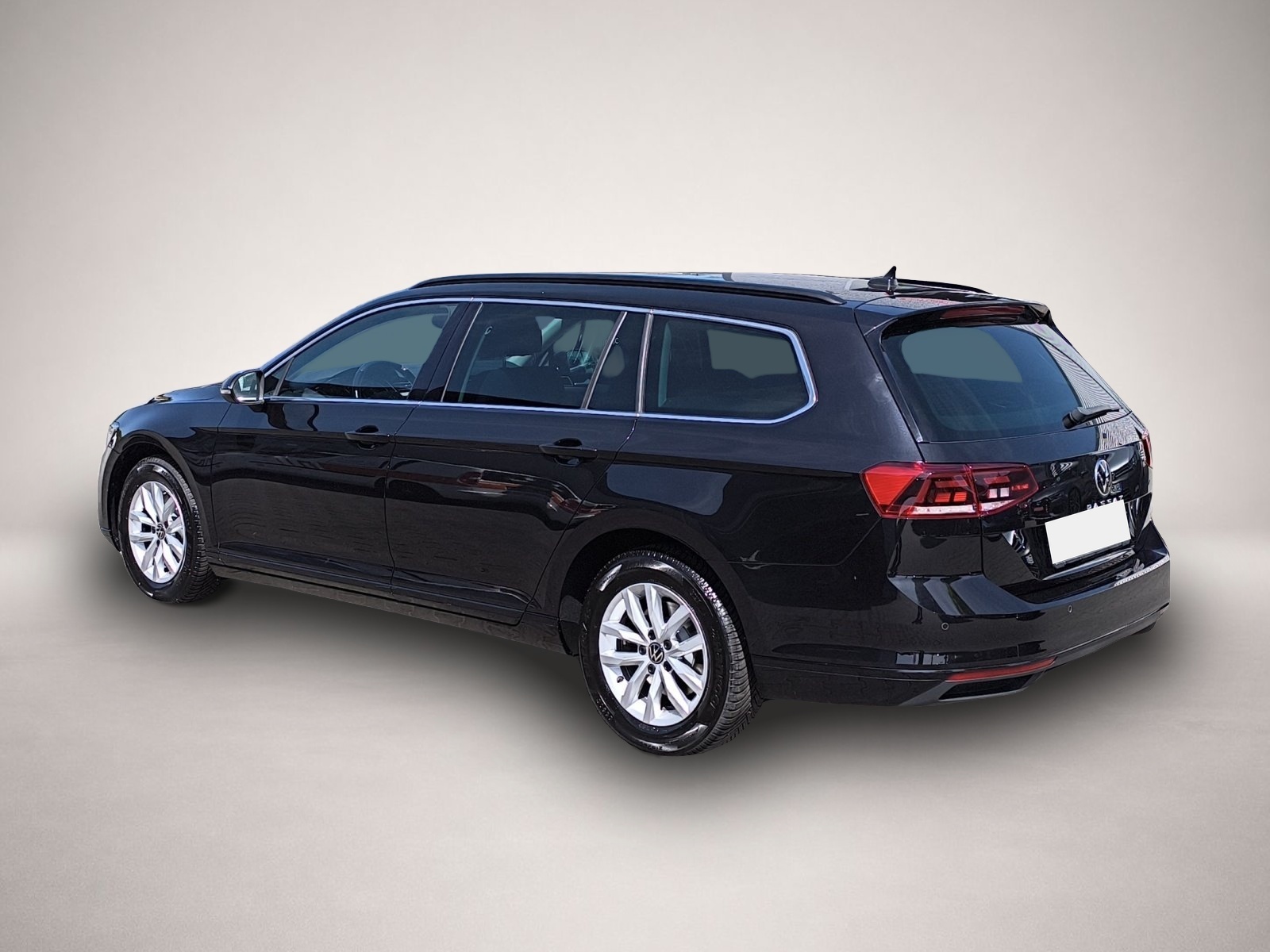 Bild 5 Volkswagen Passat Variant 2.0 TDI DSG Business AHK NAVI LED