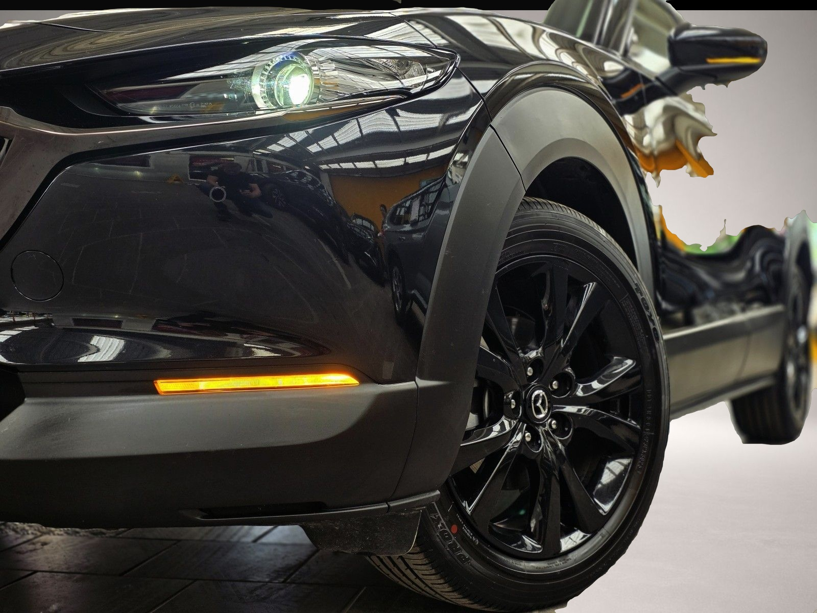 Bild 2 Mazda CX-30 2,5 MHEV Nagisa Leder el.Heckk. BoseSound